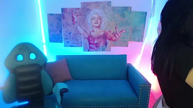 Sofi_hot_4m's cam snapshot