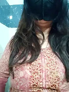 Aishwaryaa_69 live sex cam