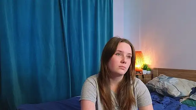 GenevieNyreen's cam snapshot