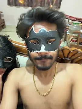 Lovebirdss live sex cam