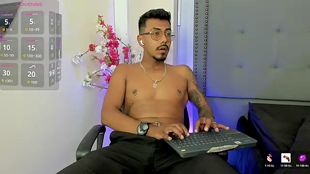 Latinmoster_boss live sex cam