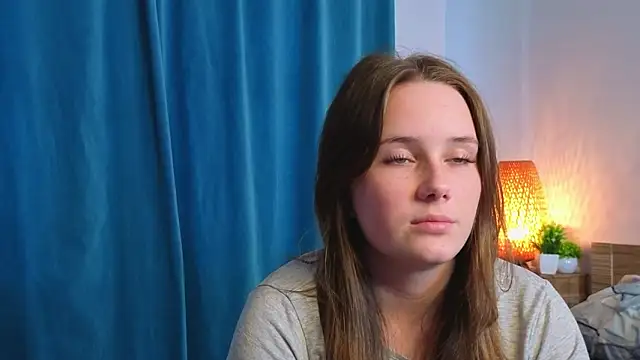 GenevieNyreen's cam snapshot