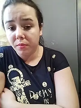 CutieMarine's cam snapshot