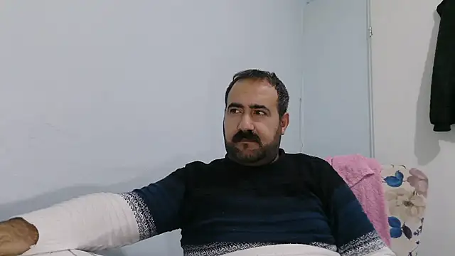 big_snakee live sex cam