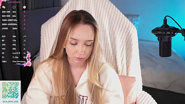 HollisBeckett's cam snapshot