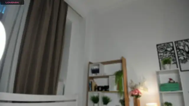 FunnyyMonkeyy's cam snapshot