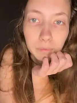 Holy_Poly's cam snapshot