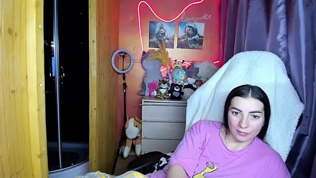 Fiery_Brunette_'s cam snapshot