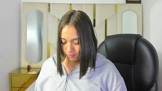 IsabellRodriguez18's cam snapshot