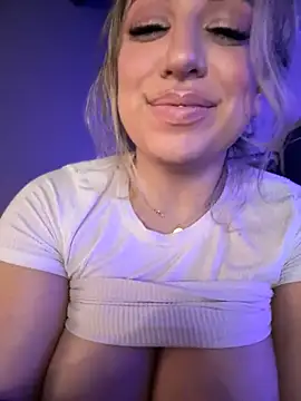miamellycious live sex cam