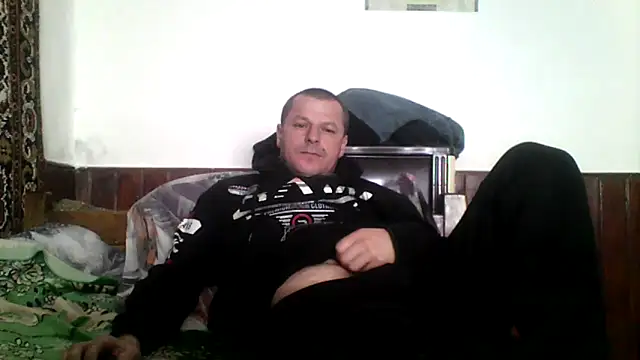 Ivan9iutt live sex cam
