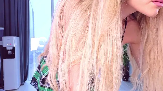 SpoilM3Mor3 live sex cam