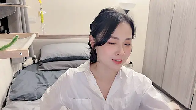 BabyOneDaily live sex cam