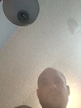 Capthookfugood's cam snapshot