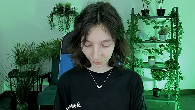 EmmanuellBrown live sex cam