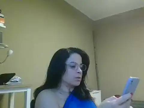 ITALIANASISIXX's cam snapshot