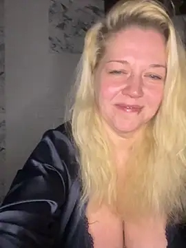 JenniferCarmen's cam snapshot