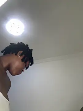 Boneca25 live sex cam