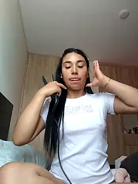 AmberGold-'s cam snapshot