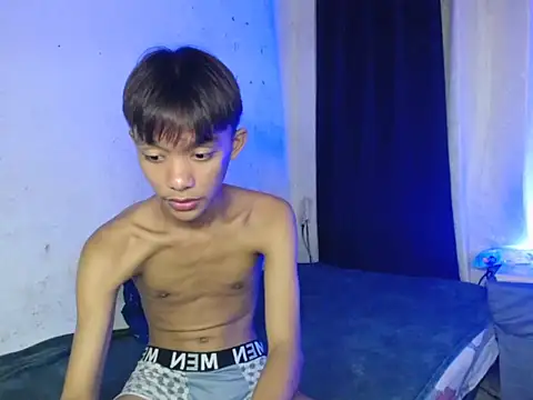 Innocentfucker live sex cam