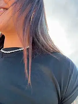 Ninabigtitied live sex cam