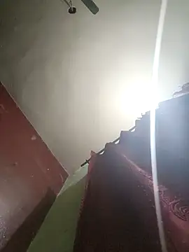 Eshwari_Chopra's cam snapshot