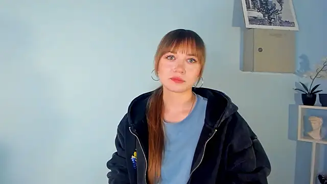 RegenaLinnen's cam snapshot