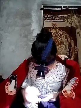 l_kiss's cam snapshot