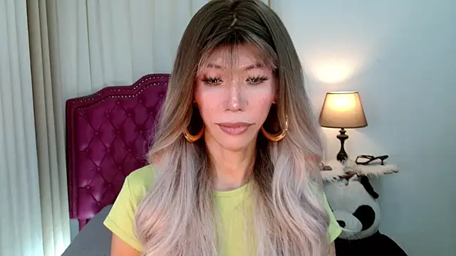 urNAUGHTYbabyGIRLxx live sex cam