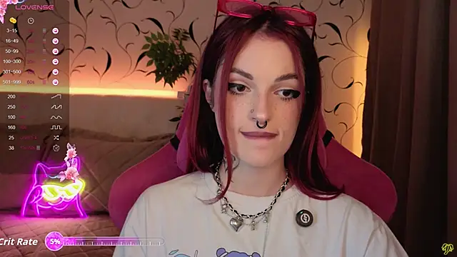 BratzieDarsie's cam snapshot