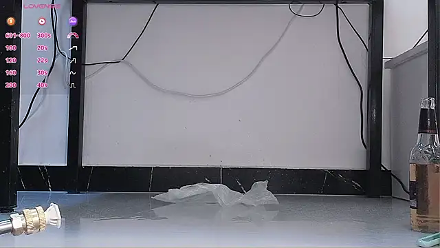 Lucky-xiuxiu's cam snapshot