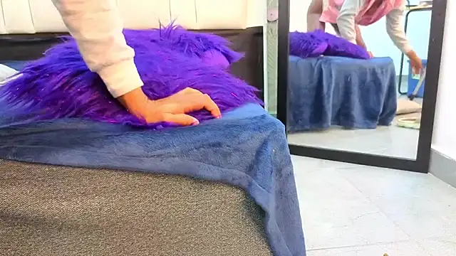 dafnnelewis's cam snapshot