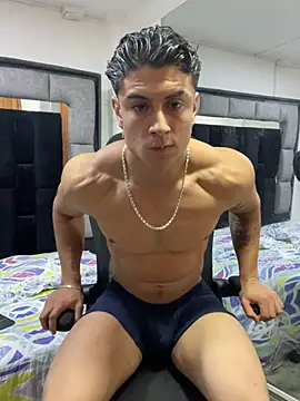 MR_MUSCLE live sex cam