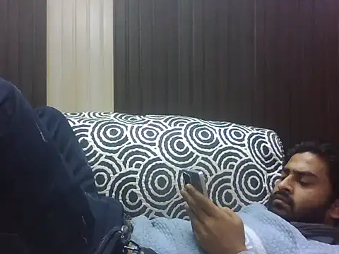 indihotguy's cam snapshot