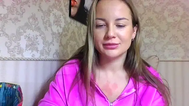 jennifer838's cam snapshot