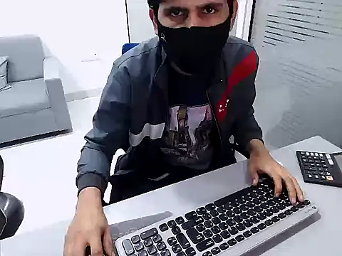 rahulkajuuu0909's cam snapshot