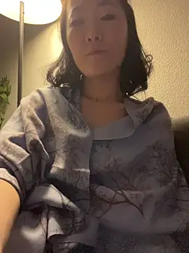 AikoYamada live sex cam