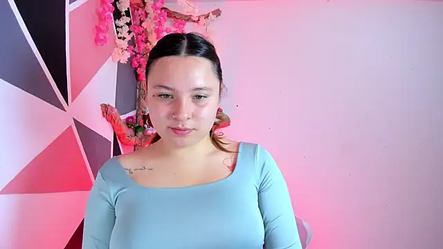 little_emma0 live sex cam