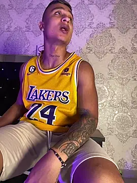 ThiagoBlaze live sex cam