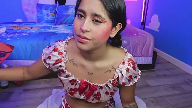 miss___anya's cam snapshot