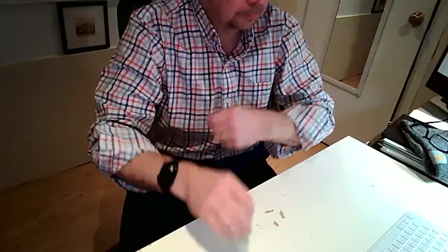 Scotsmanx live sex cam