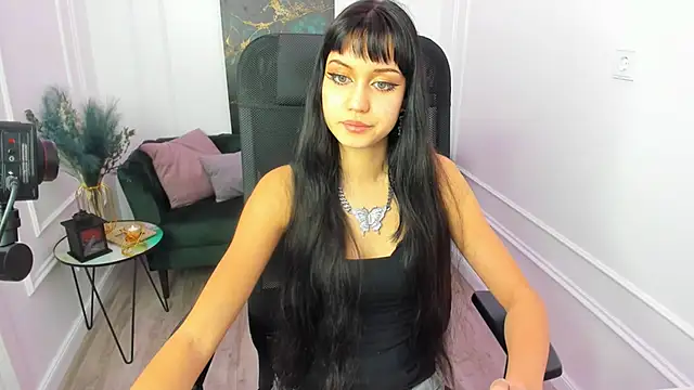 TiffanyYounge's cam snapshot