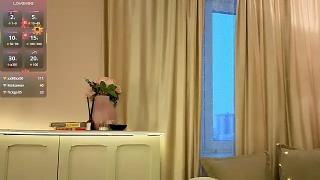 Alisia_Mars's cam snapshot