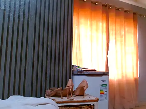 ROYALASS25's cam snapshot