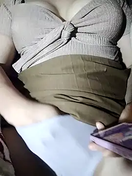 embe889's cam snapshot