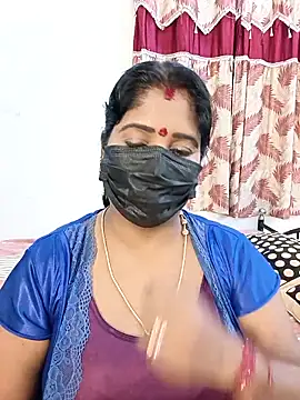 tamil-aunt's cam snapshot