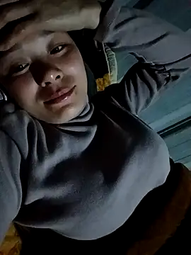 Lyla_john's cam snapshot