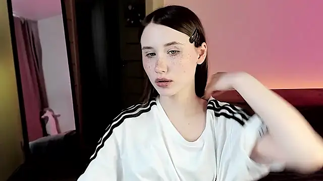 Stella_Sunny's cam snapshot