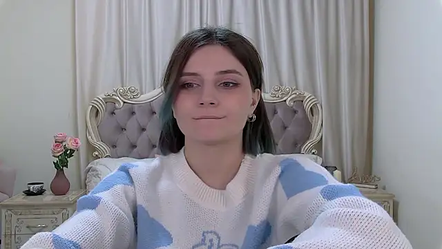 KellyStone's cam snapshot