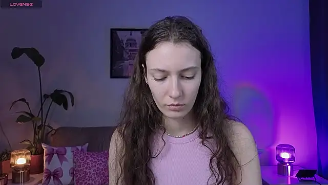 VioletaBloom's cam snapshot